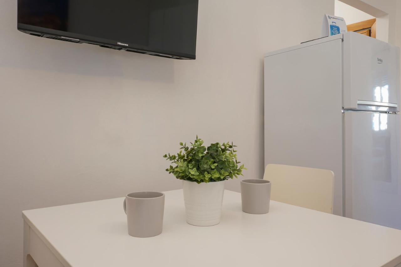 I Host Apartment - Fiuggi 59 밀라노 외부 사진