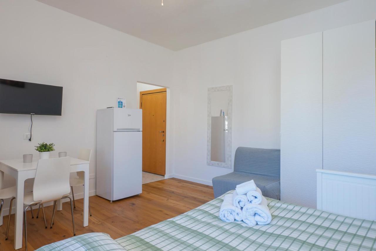 I Host Apartment - Fiuggi 59 밀라노 외부 사진